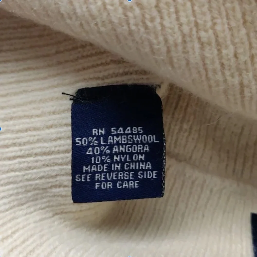 American Eagle AE Ivory Lambswool Angora Blend Fuzzy Knit Beanie One Size